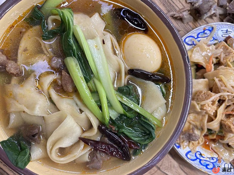 羊肉鲜汤板面.jpg