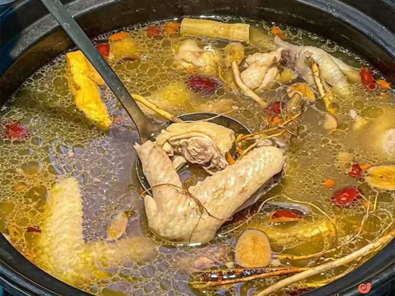 药膳鸡.jpg
