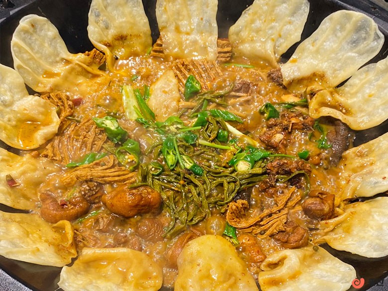 地锅鸡.jpg